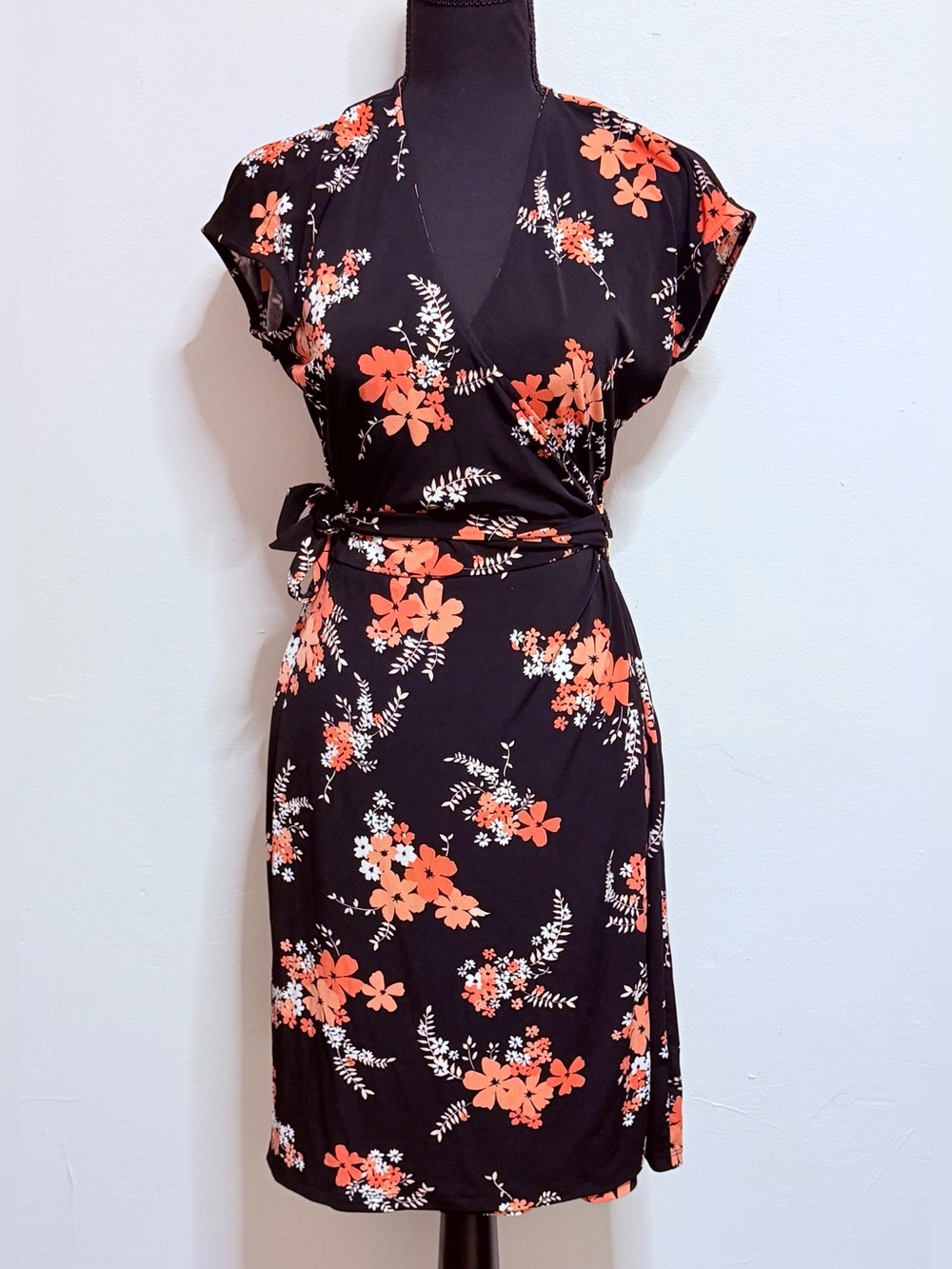 Michael Kors Black Floral Wrap Dress with Coral Blossoms Sz medium 8-10